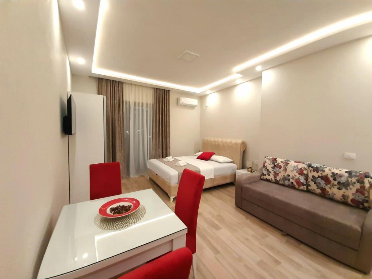Apolon Apart Susanj Ngoại thất bức ảnh